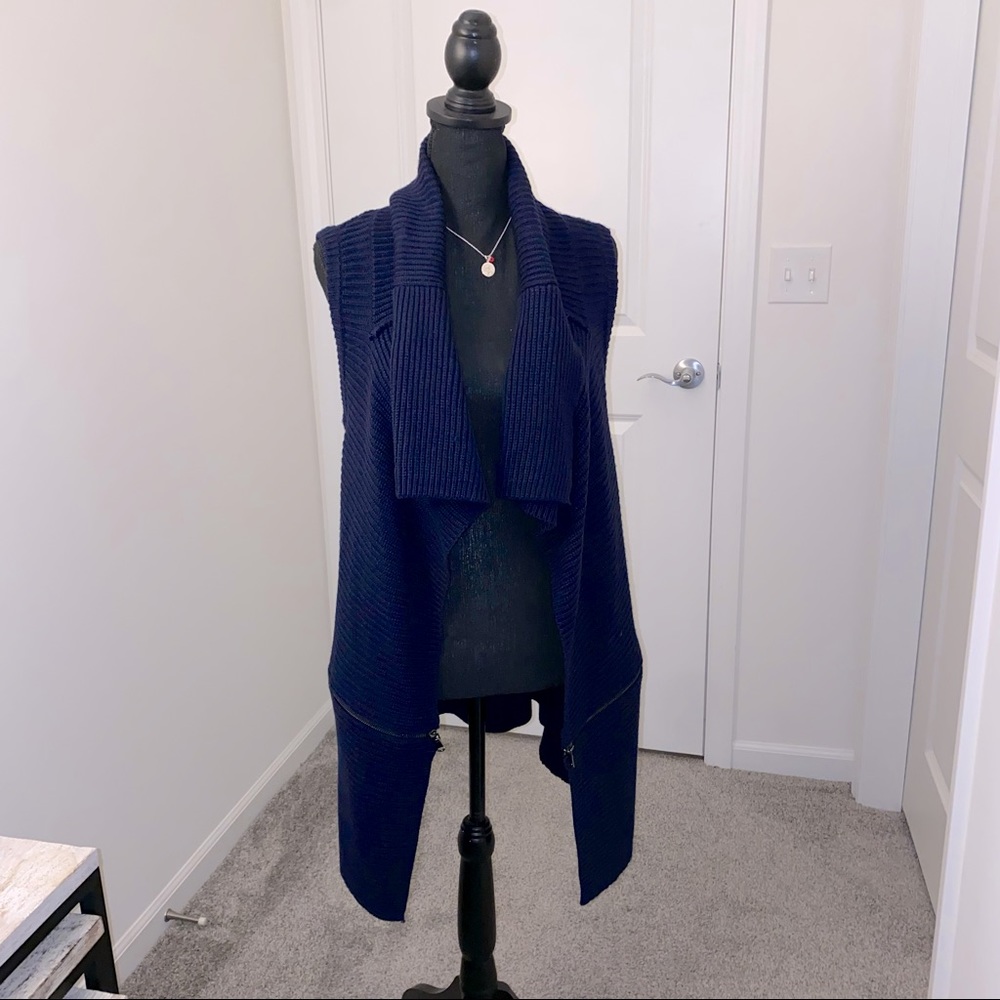 Cable and Guage Navy Vest with Zipper Accent